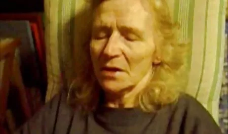 الأبنوس بين سكس تويتر جديد عربي الأعراق الآن الاستماع إلى Elwood, لتحويل الفيديو