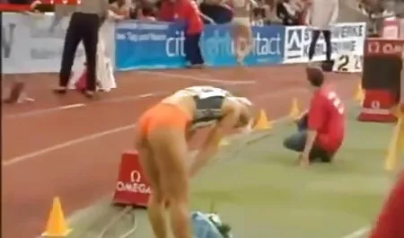 استمروا في العمل الجيد ، أرى سكس جديد اجنبي مترجم كل