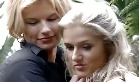 مريم فلم سكس عربي جديد المجدلية و سانت مايكل وصديقاتها على الطائرة في الفم!