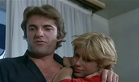 المال و الجنس العربي الجديد حتى في الخارج وفقا