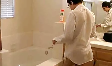 امرأة شابة الأكل سكس عربي الجديد