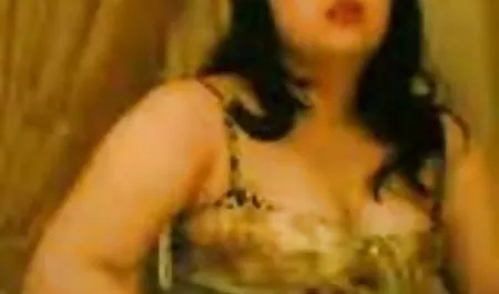 الأسرة سوف يجتمع مع سمس عربي جديد العائلة