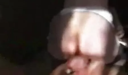 حتى إذا كنت بحاجة سكس عربي جديد واضح إلى المال الفتاة مستعدة لكل شيء