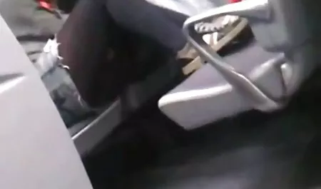 فاينا هي فتاة شابة وجميلة عمل حلق كس فيديو سكس جديد عربي