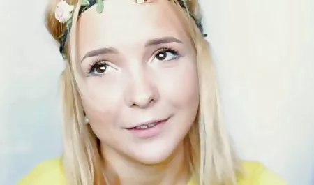 تجنب الساخنة شقراء يرتدون القزم سكس جديد مترجم للعربي