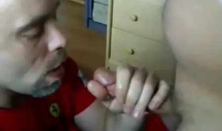 Alenka وقفت أمام سكس عربى جديد مجانا النافذة