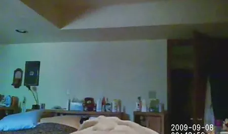 اثنين من النساء الجميلات سكس مجاني عربي جديد مع حزام