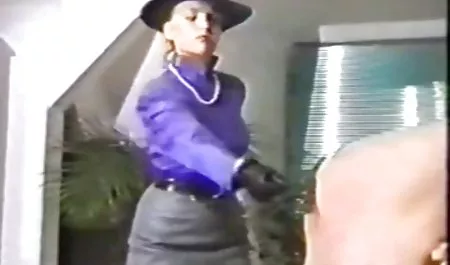 الأحد سكس عربي جديد وقديم الراقصة تان بون-بون